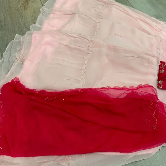 Lehenga - Picture 2 of 3